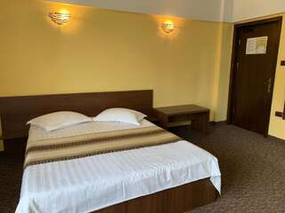 Отель Hotel Mario Эфорие-Норд Двухместный номер с 1 кроватью и балконом-15